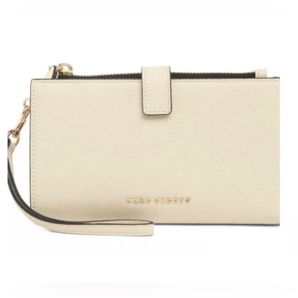 Marc Jacobs BRB Wristlet ~ Cream ~ holds phone, cash, cards ~ NWT
